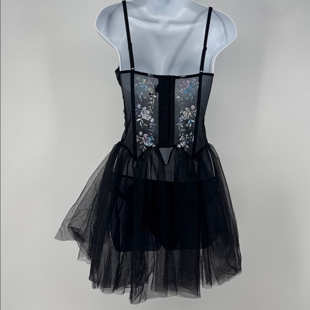 Victoria’s Secret Dream Angels Embroidered Lace Ballerina Costume - Picture 8 of 12